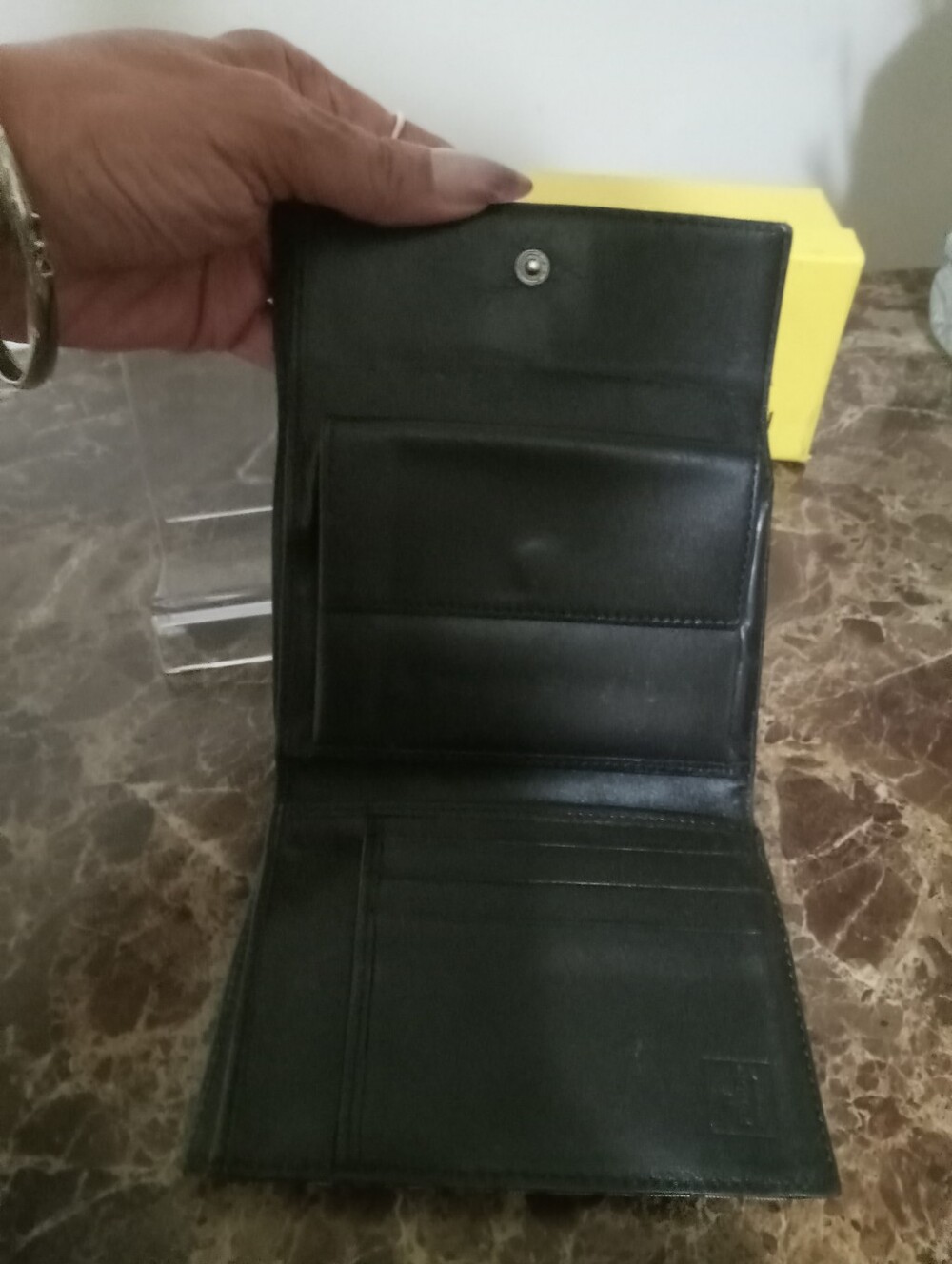 Fendi Beige FF Monogram Wallet EUC - Picture 15 of 16